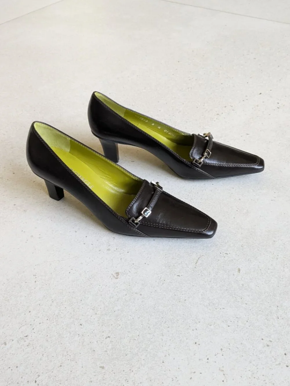 NWOB Vintage Bruno Magli, Italy, Size 6B, heel is 2 inches